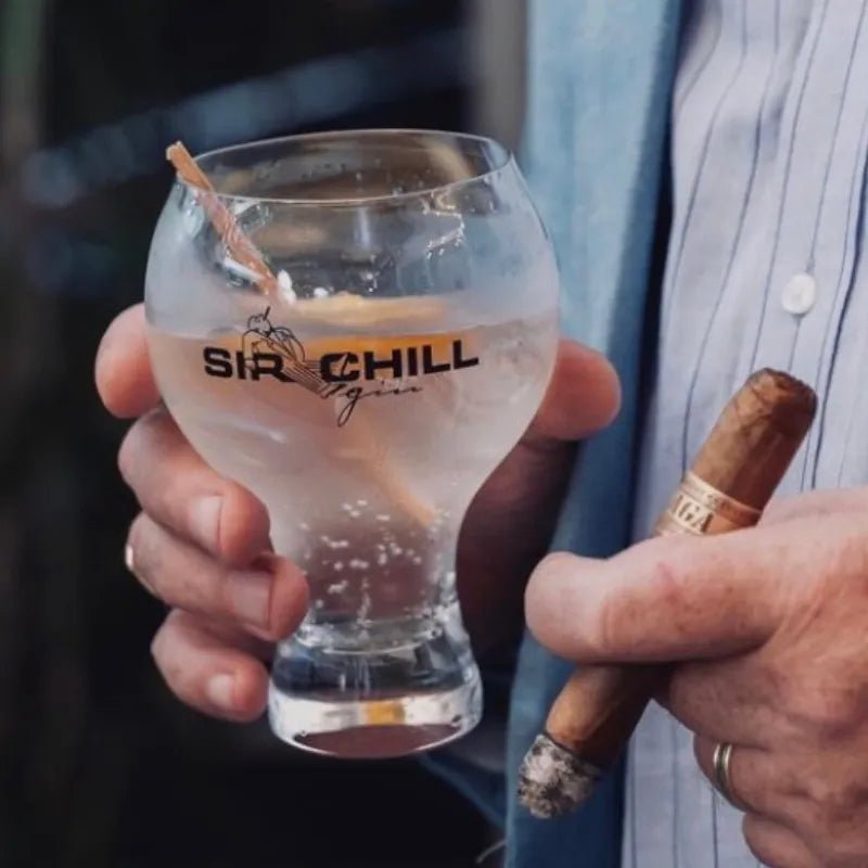 Sir Chill Gin - Drink und Zigarre