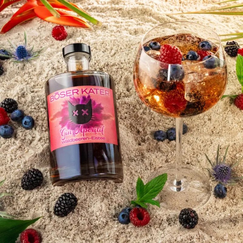Böser Kater Waldbeeren-Eistee Gin Aperitif - GiNFAMILY
